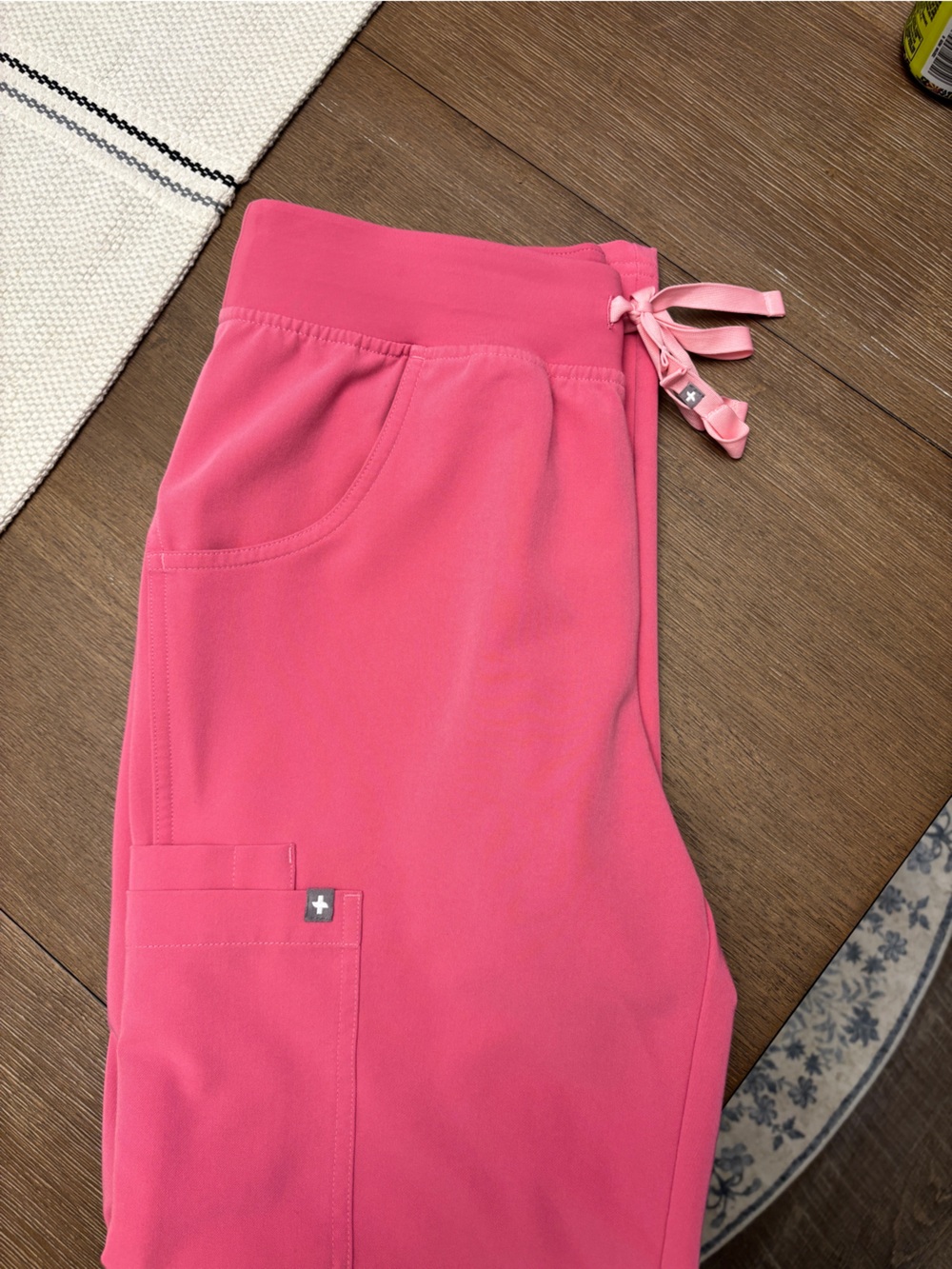 Figs Women's fight club Kade cargo scrub pants